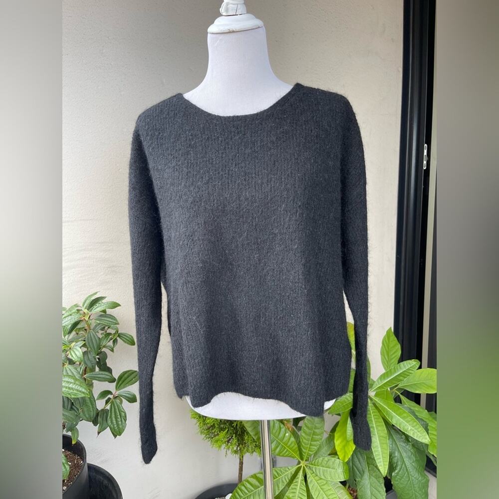 ☘️ H&M Alpaca- Blend Sweater With Open Back And Knotted Detail in Black, M